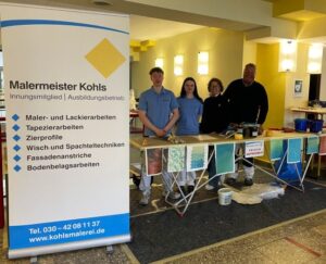 Team von Malermeister Kohls auf der Ausbildungsmesse in Berlin Marzahn-Hellerdorf